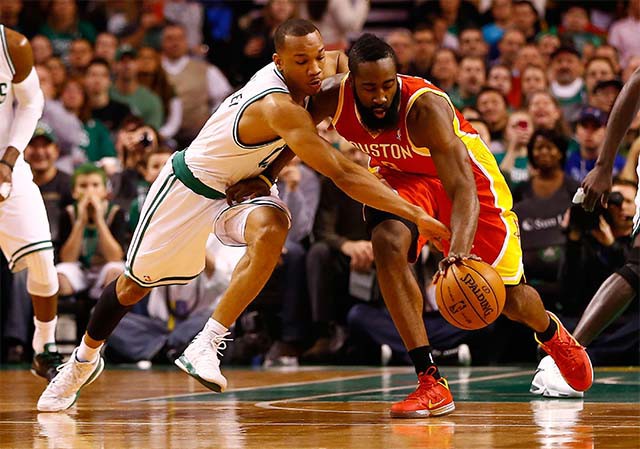 Celtics gặp Rockets: Kẻ 8 lạng, người nửa cân.