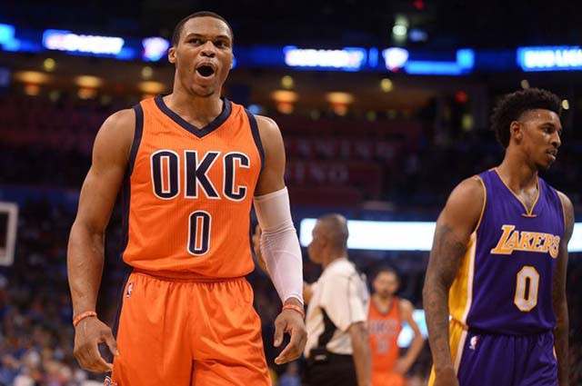 Russell Westbrook tiếp tục phong độ quá xuất sắc khi có tripple-double thứ 2 trong 3 trận đấu đầu tiên.