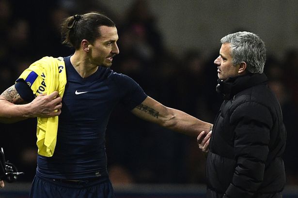 Zlatan Ibrahimovic sẽ lấy chiếc áo số 9 của Antony Martial nếu tới Man Utd theo mời chào của Jose Mourinho. 