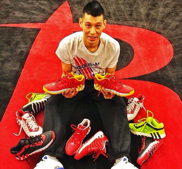 Jeremy Lin với những đôi Crazyquick 2 Low của adidas.