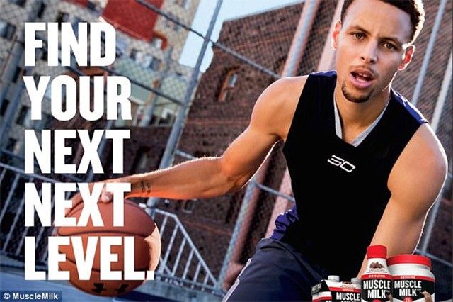 Curry có những hợp đồng khác như với MuscleMilk