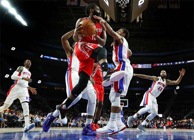 Mọi nỗ lực của Detroit Pistons là không đủ để hạ Houston Rockets có James Harden quá xuất sắc.