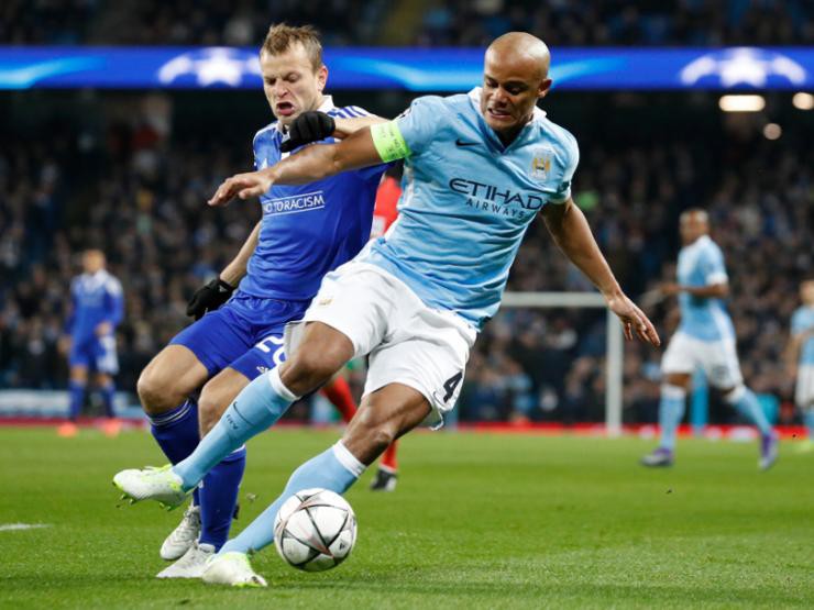 Vincent Kompany hội đủ phẩm chất để đá dập lẫn đá thòng.