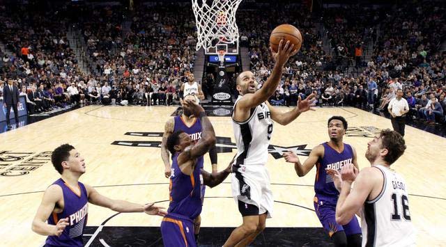 San Antonio Spurs vừa vùi dập Phoenix Suns sáng nay với cách biệt 21 điểm.