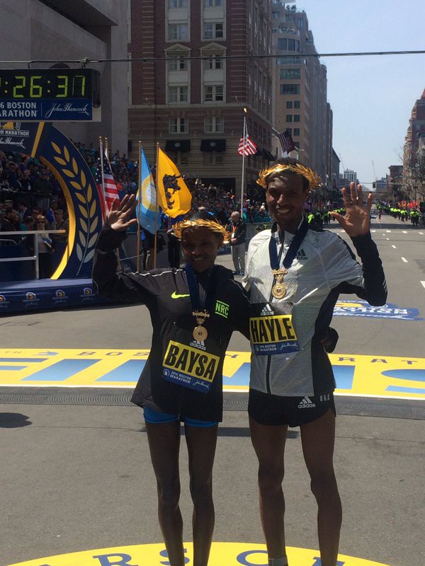 Lemi Berhanu Hayle và Atsede Baysa, 2 VĐV Etiopia vô địch Boston Marathon 2016