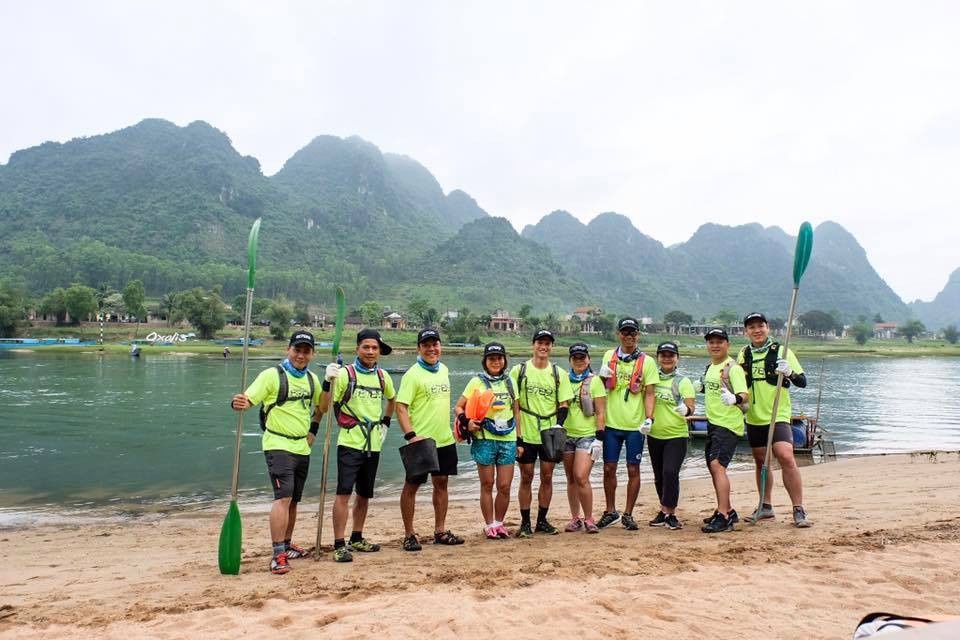 Team 6789 lập tức thuê thuyền tập dượt ngay khi đến Phong Nha