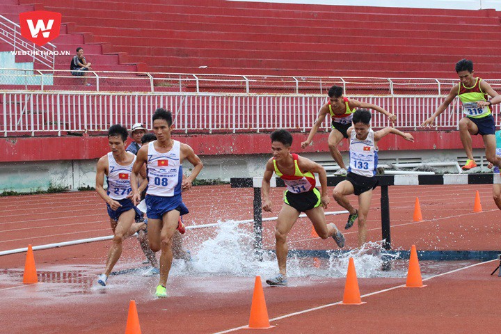 Nguyễn Trung Cường thi đấu CK 3000m CNV giải VĐ U20 Thế giới - Ảnh 1.