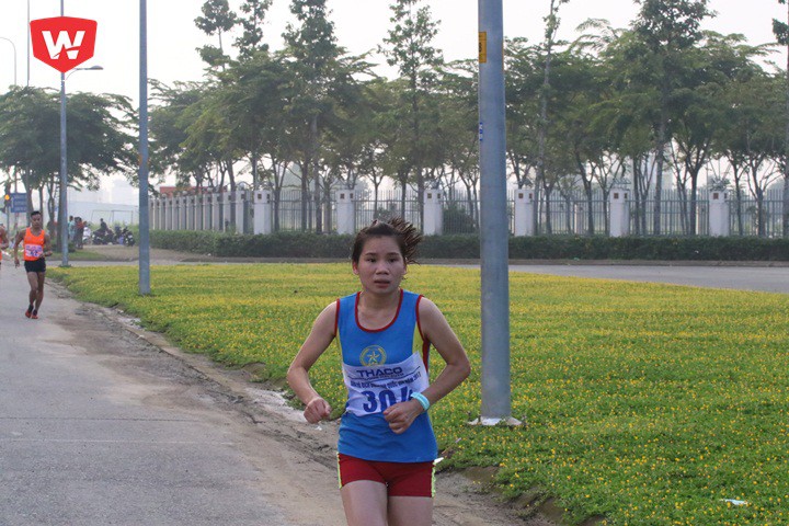 ĐKVĐ Hoàng Thị Thanh không thi đấu, Lê Thị Thoa chỉ về đích thứ 3, đoàn Quân đội mất 1 HCV marathon nữ