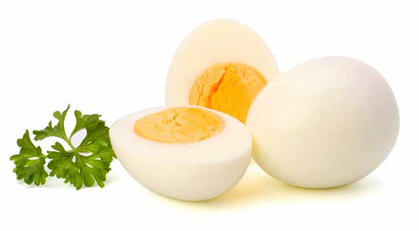 Lòng đỏ trứng có nhiều vitamin quan trọng cho cơ thể.
