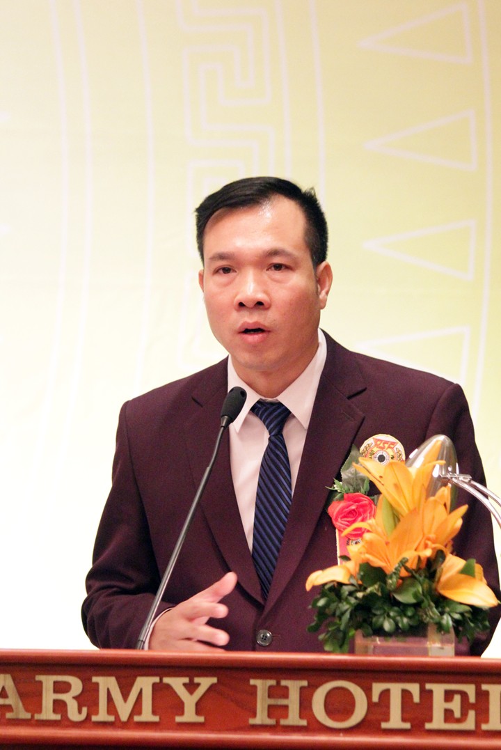 Xạ thủ Hoàng Xuân Vinh là 1 trong 13 Ủy viên thường vụ khóa VI. Thứ trưởng Lê Khánh Hải phát biểu tại Đại hội. Ảnh: Y Trang