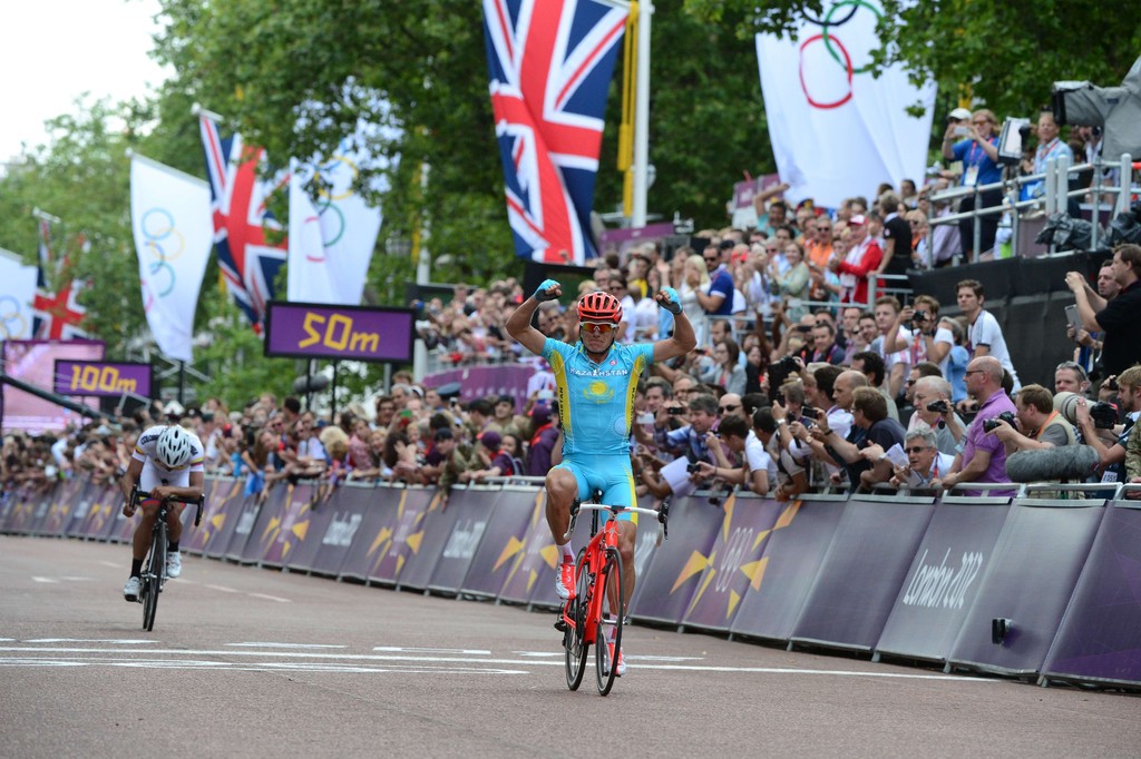 Alexandr Vinokurov về nhất đua đường trường cá nhân tại London 2012