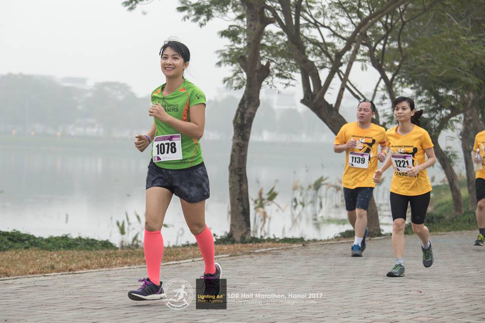 Chị Trần Đức Lâm tại giải LDR Half Marathon 2017