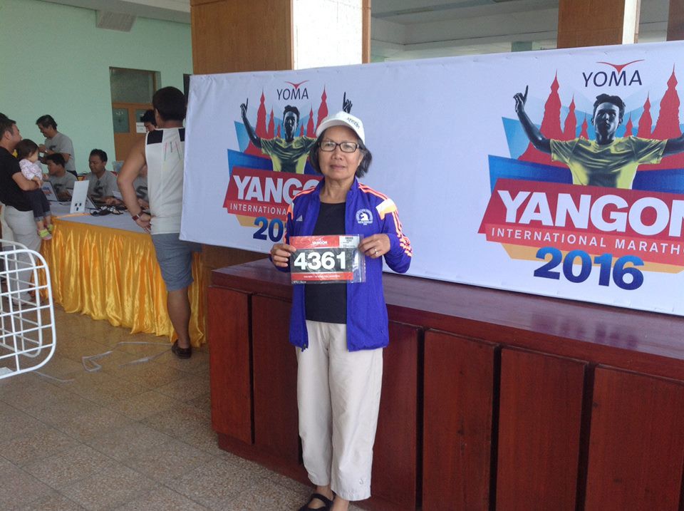 Bà Châu tại giải Yangoon Marathon