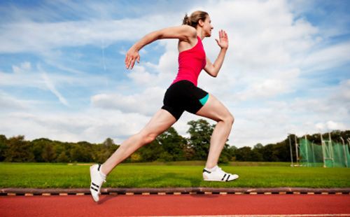 Chạy tăng tốc (stride) có thể thực hiện ở bất kỳ đâu trong khoảng thời gian ngắn