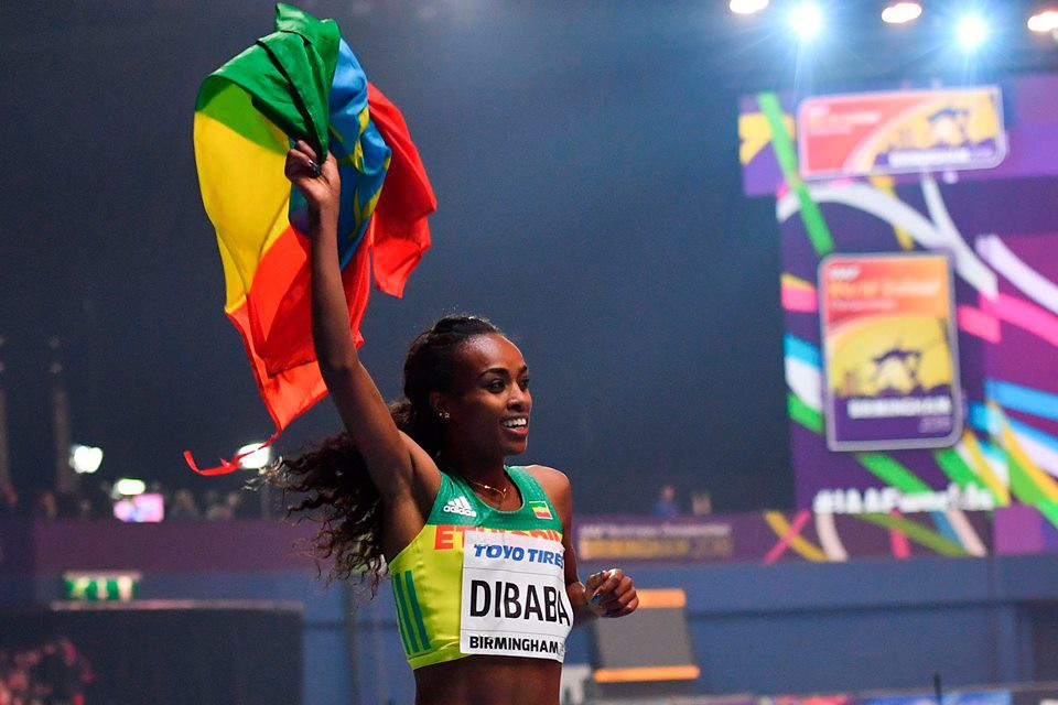 Dibaba vô đối trên đường chạy 3000m