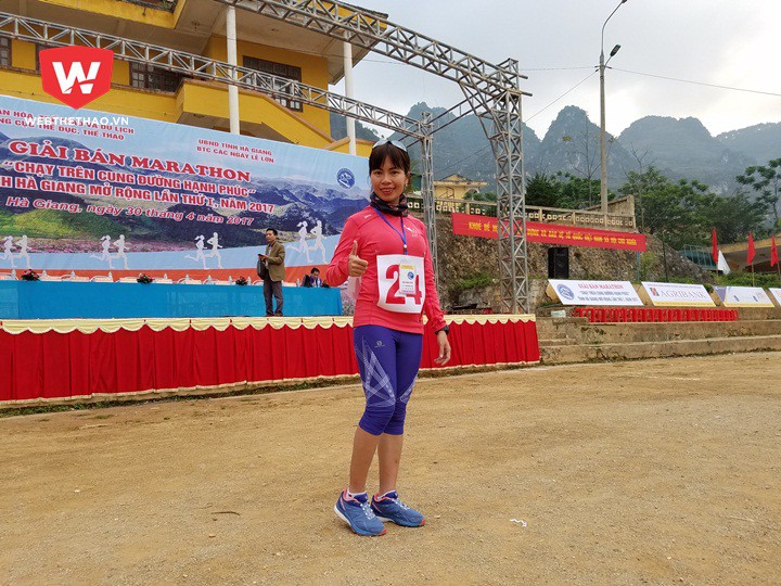 Nhà văn Trang Hạ cũng đến từ rất sớm. VĐV nổi tiếng này chạy cự ly 21km 