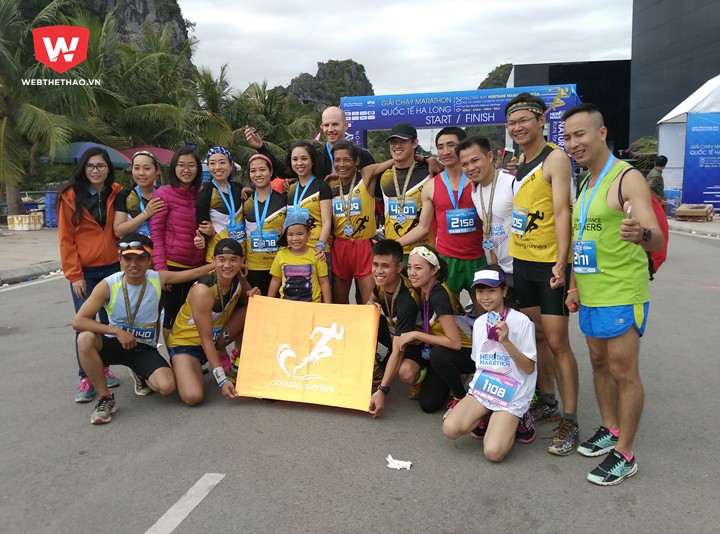 Các VĐV Đà Nẵng hào hứng chạy marathon trong không khí lạnh dễ chịu của miền Bắc
