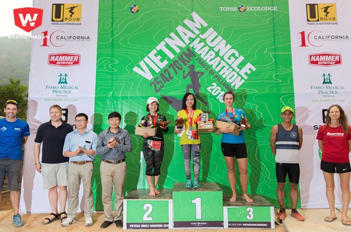 Top 3 nữ 70km: Nguyễn Thị Đườn, Lê Phương Vy tiếp tục lên podium