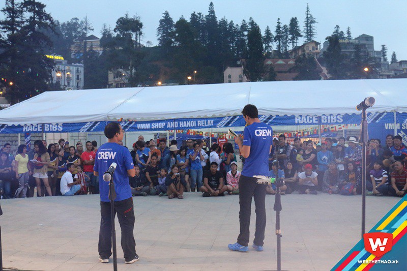 Rất đông các runner đến dự buổi giao lưu giữa Cao Ngọc Hà, Trần Duy Quang cùng 2 VĐV nước ngoài hàng đầu khác