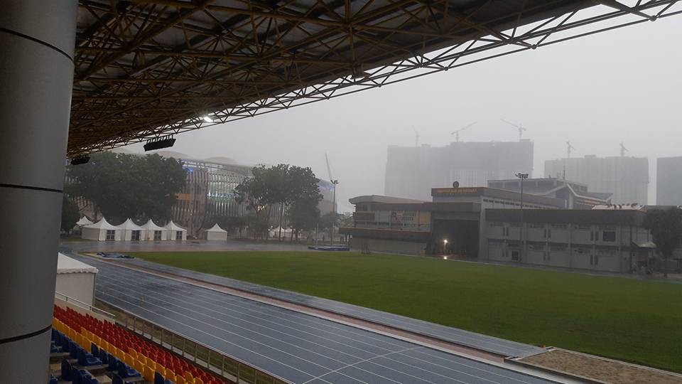Cơn mưa to tại KL khiến các hoạt động thể thao ngoài trời bị đình trệ