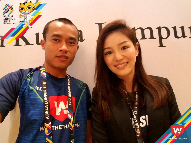 PV Webthethao và Trưởng đoàn bóng đá Thái Lan Watanya Wongopasi