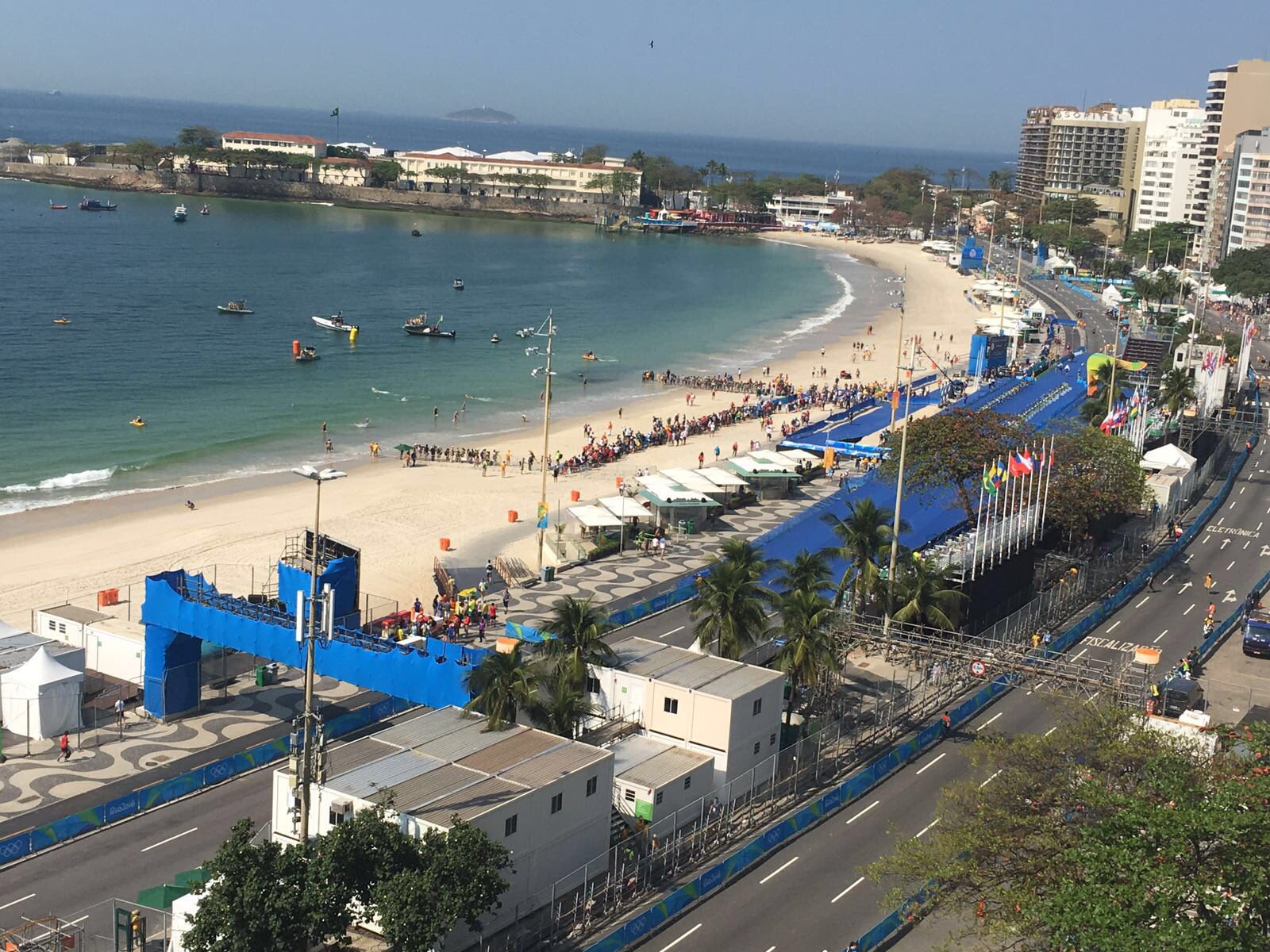 Bờ biển Copacabana, nơi tổ chức thi ba môn phối hợp