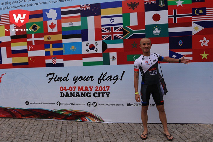 Thành viên CLB Hanoi Triathlon Club khai trương đồng phục mới nhân dịp diễn ra giải Ironman 70.3 Vietnam 2017