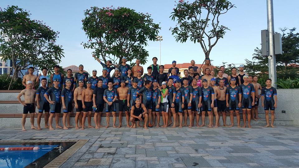 Vietnam Triathlon Club tập luyện sẵn sàng cho thử thách Ironman 