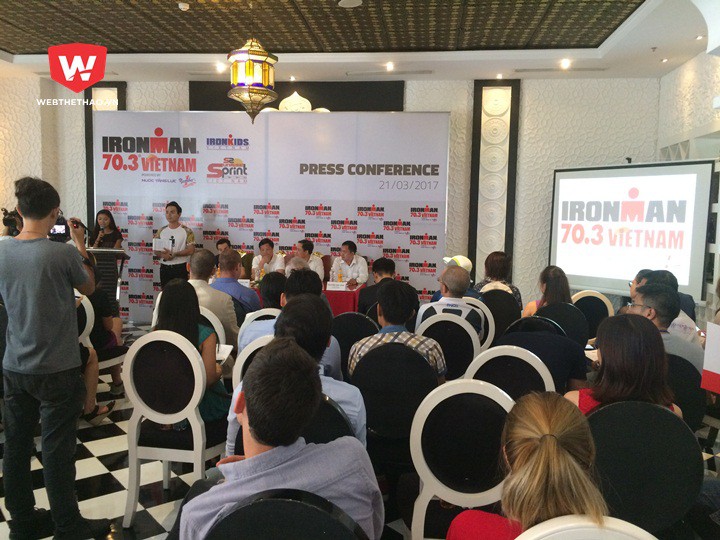 Buổi họp báo mùa thứ 3 của Ironman 70.3 Vietnam được sự quan tâm của nhiều báo đài