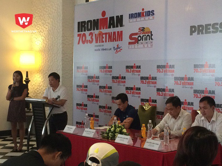 Ông Nguyễn Phúc Linh, PGĐ Sở Thể dục thể thao Đà Nẵng phát biểu tại buổi họp báo