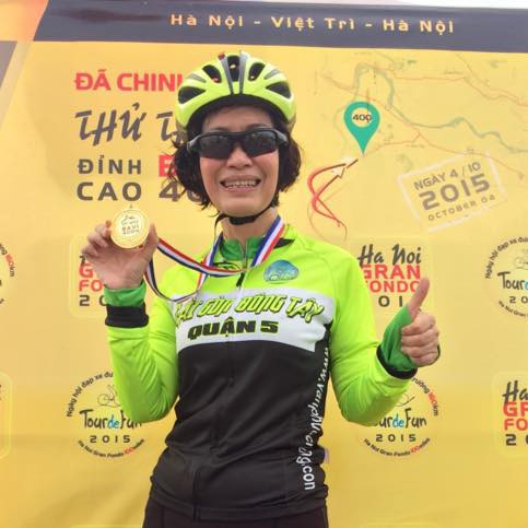 Thành viên Sen Lê, chị cả của đội rất đam mê với xe đạp