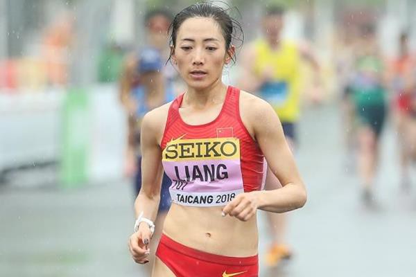 Liang Rui tỏ ra sung sức sau khi lập KLTG đi bộ 50km
