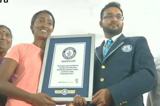 Kavitha Bharanidaran nhận chứng nhận kỷ lục Guinness