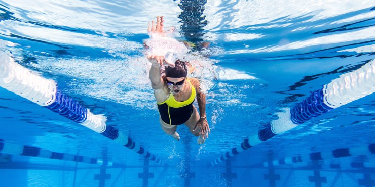 Để cải thiện tốc độ, bơi nhanh với quãng đường ngắn tốt hơn bơi chậm với quãng đường dài