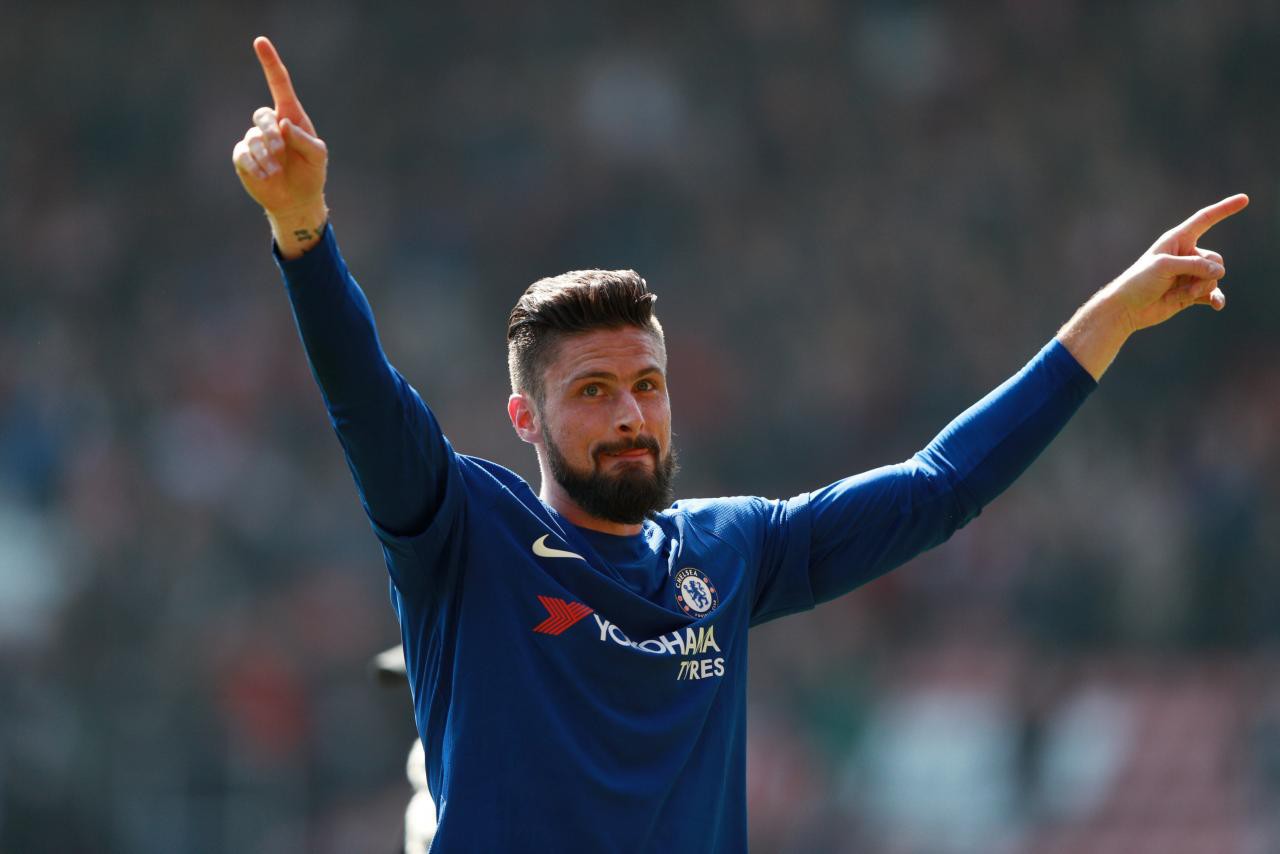 Hình ảnh Vào sân thay người cho Morata, chỉ trong vòng 8 phút Olivier Giroud có cú đúp mang về chiến thắng khó tin cho The Blues.