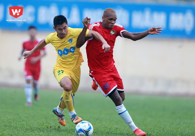 Sau đó là trận đấu giữa hai đội FLC Thanh Hóa và Sông Lam Nghệ An