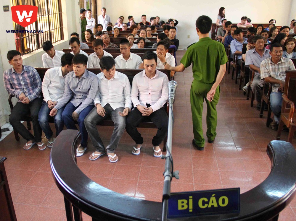 Nhóm 6 cầu thủ CLB Đồng Nai phải hầu tòa vì bán độ chỉ sau World Cup 2014 ít lâu. Ảnh: Duy Bùi
