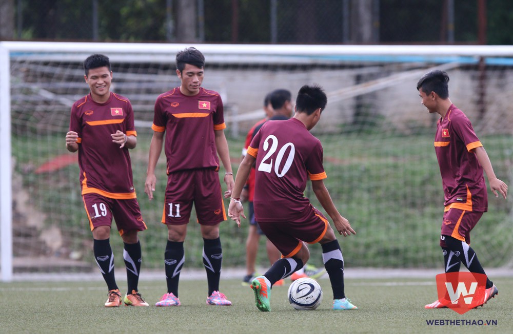 Rất nhiều cầu thủ U.19 Việt Nam sẽ vắng mặt hoặc tập trung muộn khi bận thi đấu tại V.League. Ảnh: Ngọc Anh