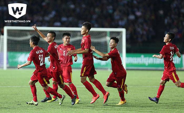 U.16 Việt Nam ăn mừng bàn thắng mở tỷ số trận đấu. Ảnh: D.D