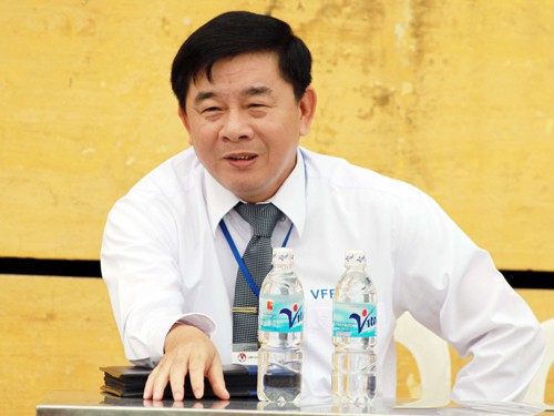Cựu còi vàng Dương Mạnh Hùng cho rằng trách nhiệm lớn nhất thuộc về ban trọng tài QG. 