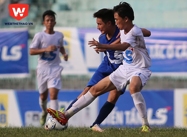 Hai đội bóng trẻ HA.GL và An Giang cống hiến cho khán giả Long Xuyên một trận cầu khá chất lượng.