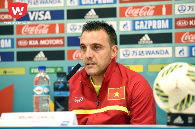 HLV Bruno Garcia hy vọng ĐT Futsal hạn chế bàn thua trước ĐT Nga.