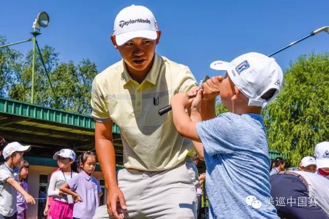 Golf đang rất ph&aacute;t triển ở Trung Quốc