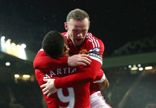 Rooney giúp M.U đánh bại Swansea