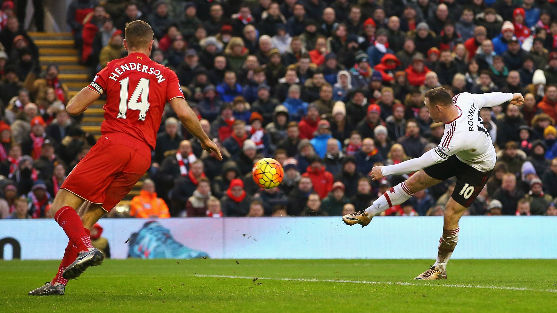 Liverpool 0-1 Man Utd: Rooney & giá trị của siêu sao