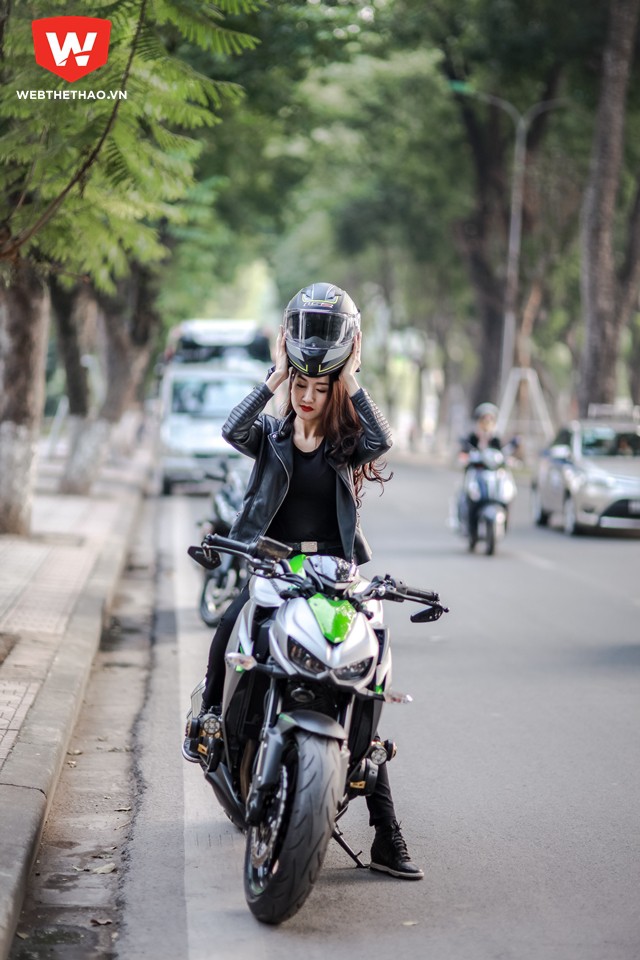 Kim Oanh - Kawasaki Z1000