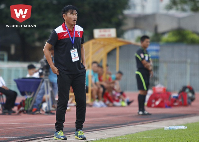 HLV Phan Thanh Hùng cho rằng chiều sâu đội hình của Hà Nội FC là điều khiến họ trở nên khác biệt với phần còn lại. Ảnh: Anh Khoa.