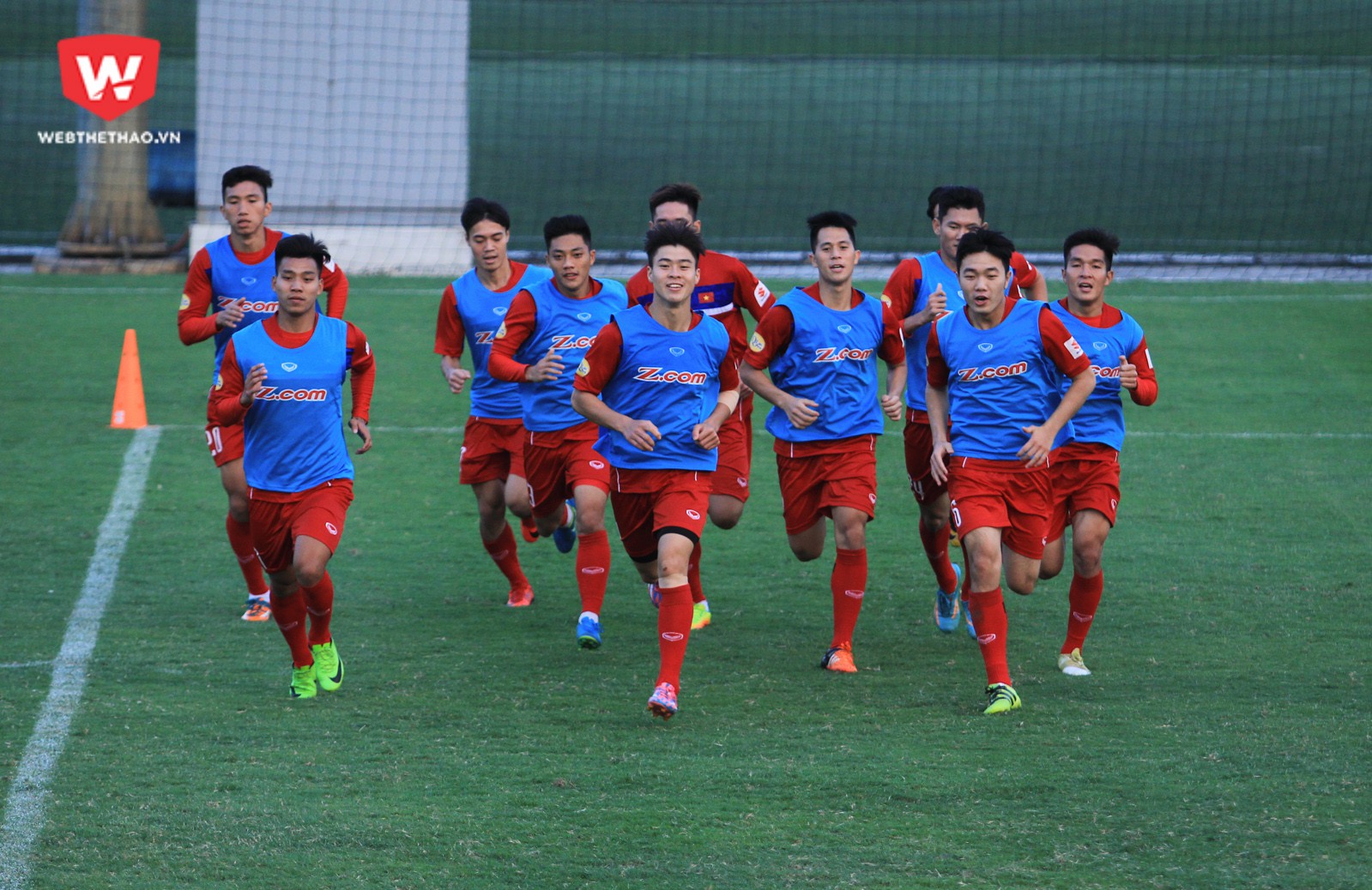 Đội tuyển U23 Việt Nam còn một buổi tập vào sáng mai (6/12) trước khi di chuyển sang Thái Lan vào ngày kia. HLV Park Hang Seo dự định mang theo 27 cầu thủ tham dự Giải M150. Ảnh: Trung Thu.