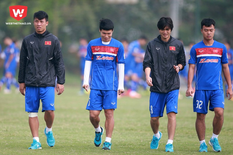 Bùi Tiến Dũng, Đông Triều, Tuấn Anh và Thanh Thịnh là 4 cầu thủ vẫn đang phải tập riêng vì chấn thương trên đội tuyển U23 Việt Nam. Ảnh: Hải Đăng.