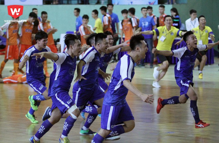 Đây là lần đầu tiên ĐH Văn Hiến giành chức vô địch futsal VUG toàn quốc. Đồng thời, họ chấm dứt sự thống trị của các đại diện Hà Nội ở hai năm trước đó. Hình ảnh: Trung Thu.